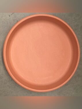 16” plant saucer